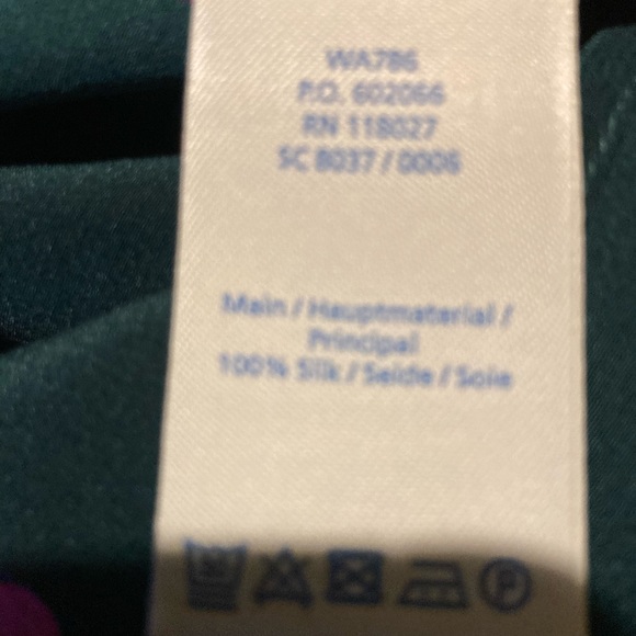 NWT Boden 100% Silk Shirt in green with pink polka dots,  size 6. - Picture 9 of 10